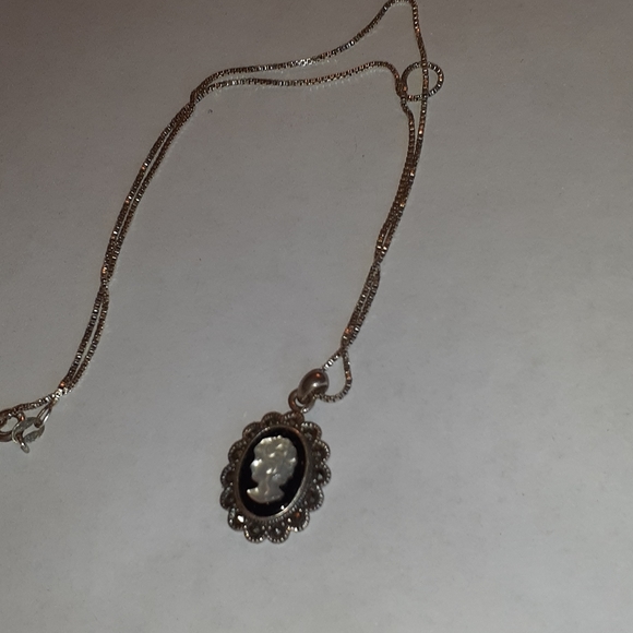 VTG Cameo 925 Necklace - Picture 7 of 8